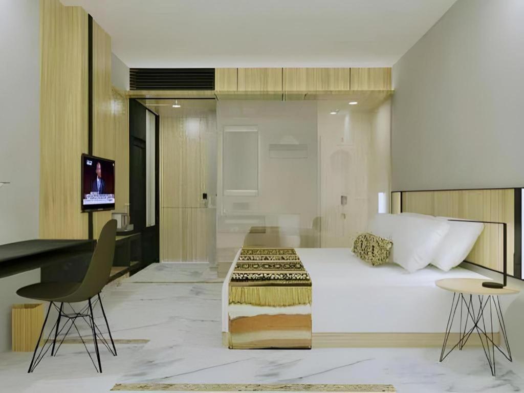 Bbc Hotel Lampung Bandar Jaya Gunungsugih Eksteriør billede