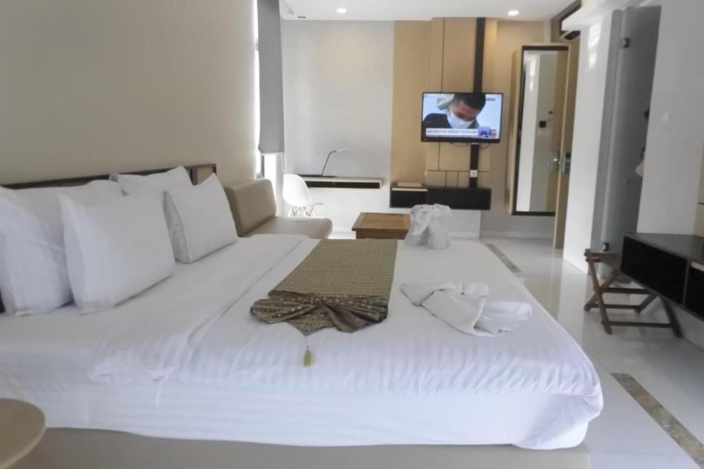 Bbc Hotel Lampung Bandar Jaya Gunungsugih Eksteriør billede