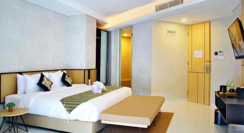 Bbc Hotel Lampung Bandar Jaya Gunungsugih Eksteriør billede