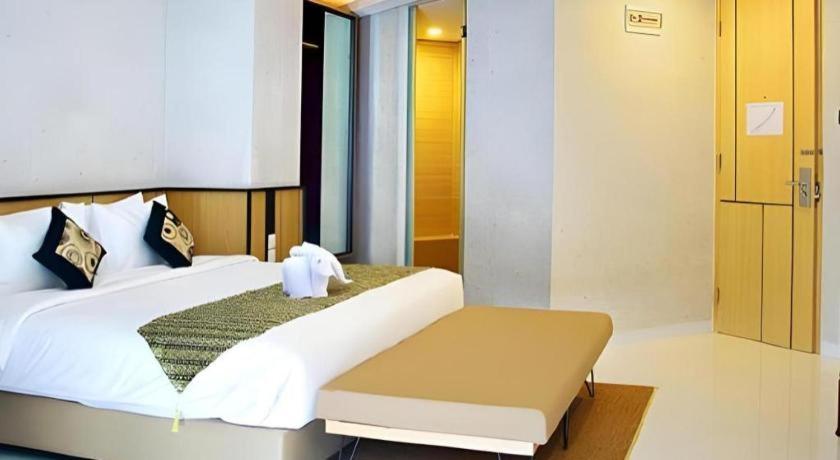 Bbc Hotel Lampung Bandar Jaya Gunungsugih Eksteriør billede